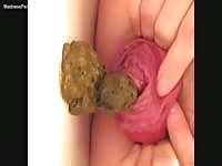 Fully exposed anal cavity as this amateur takes a nasty poop