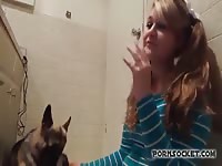 Teen gives 10 reasons why women should have sex with dogs