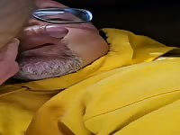 Facefucking a faggot