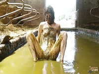 Kaitlyn Katsaros Shitty Day On The Farm